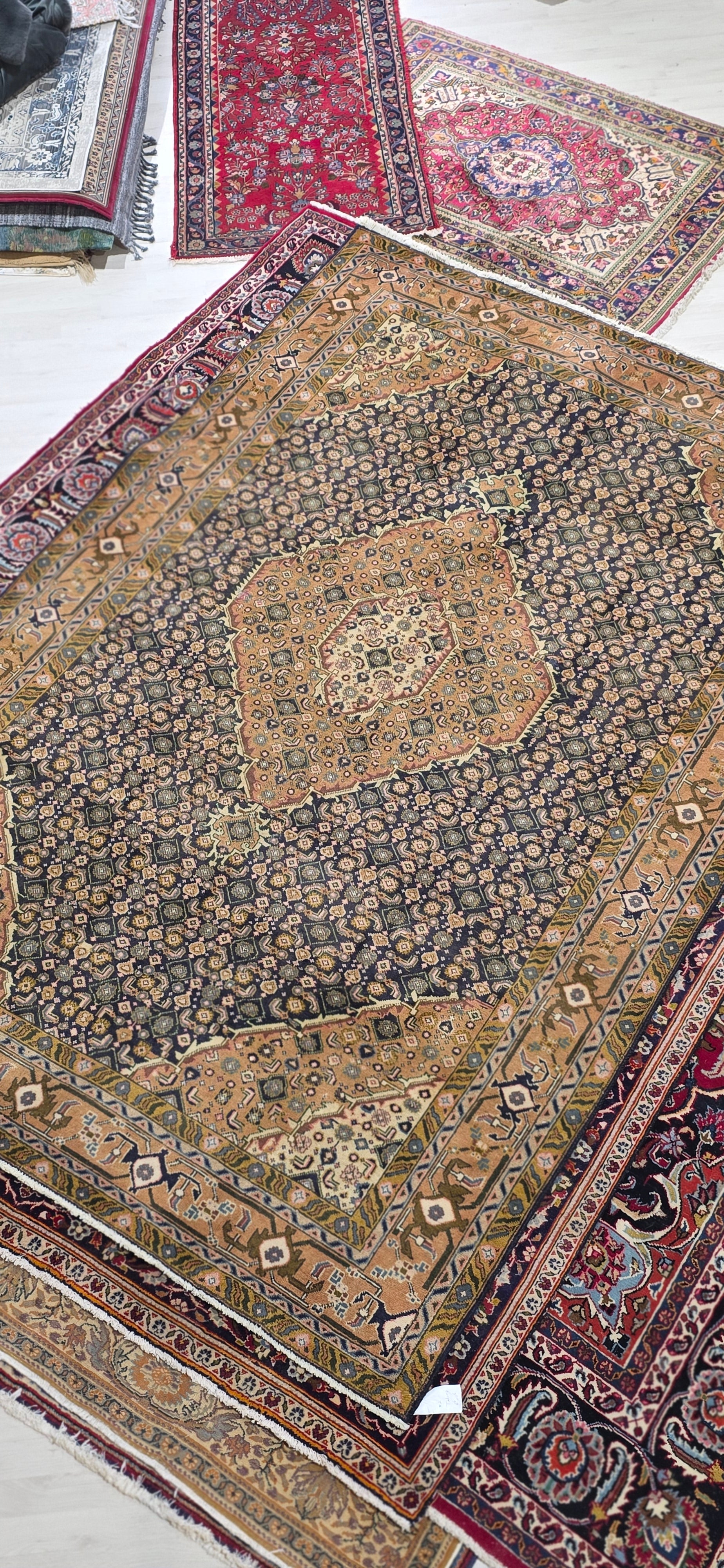 6'5" x 9'3" Antique Persian Hand-Knotted Wool Rug - Navy Tan