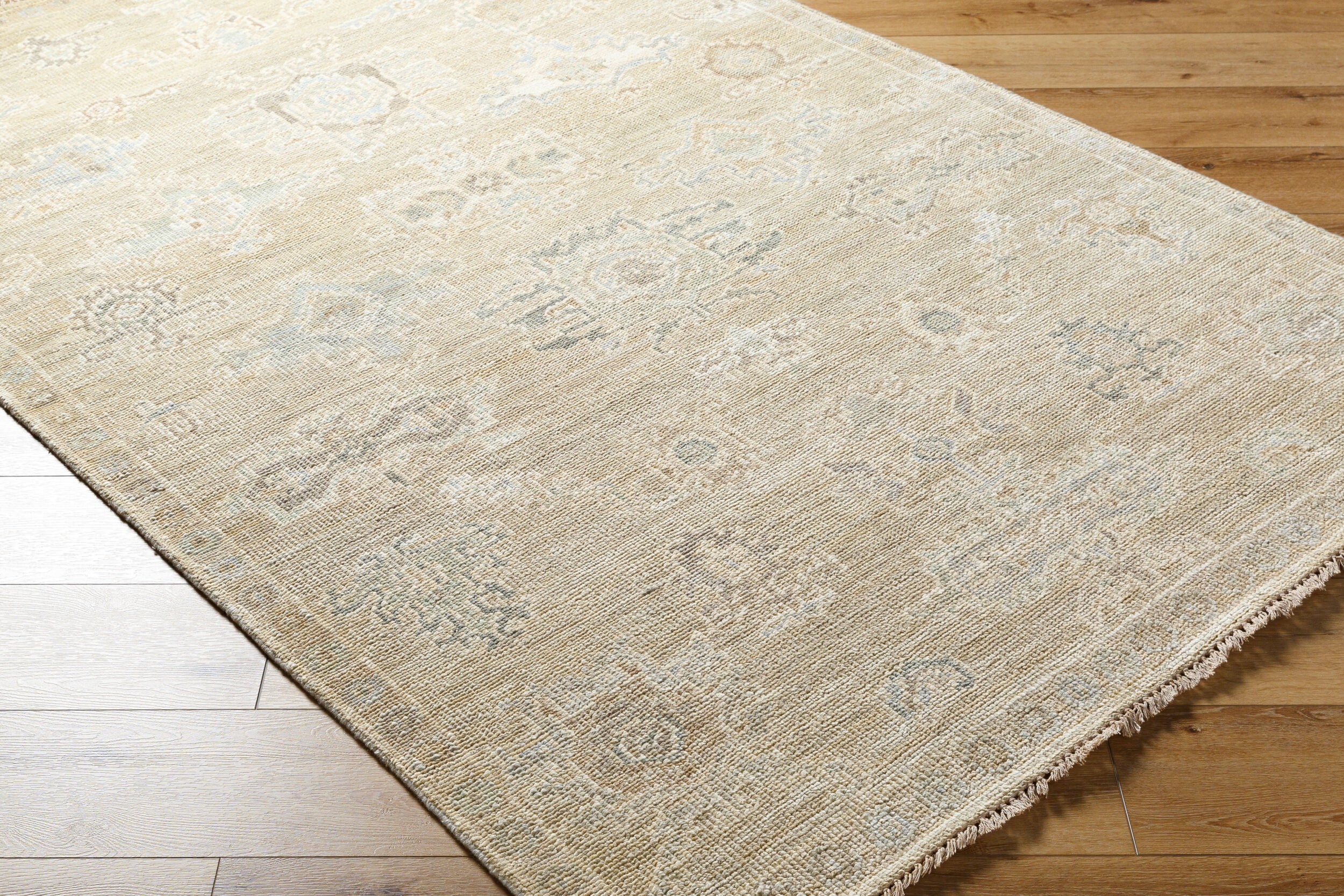 Classic Hand-Knotted Area Rug 8' x 10' - 100% Wool by Surya