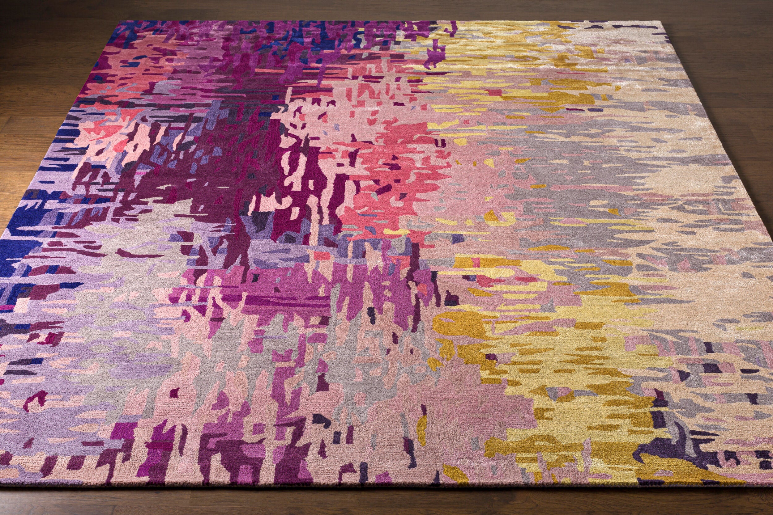 Luxurious Hand-Tufted Area Rug 8' x 11' - Wool Viscose Blend with Lustrous Sheen